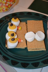 making owl smores