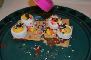 owl s'mores with sprinkles