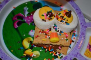 owl s'mores with sprinkles