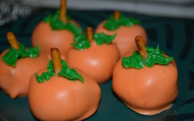 Easy No-Bake Pumpkin Truffles