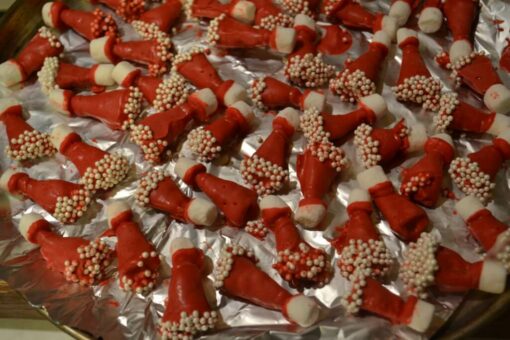 santa hat reindeer food
