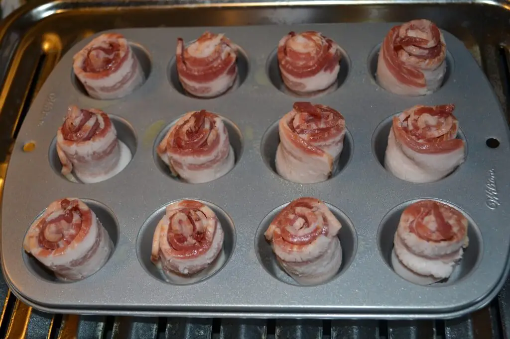 making bacon roses