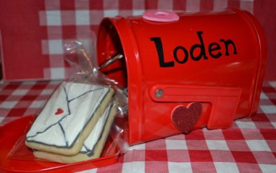 Custom Mailbox Valentine’s Gifts