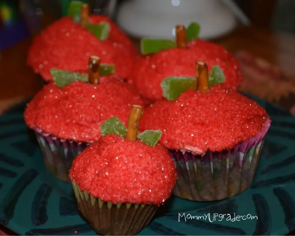 apple cupcakes for teacher appreciation week