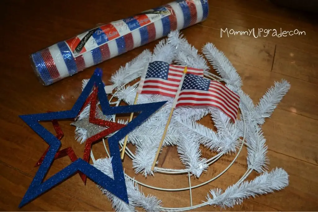 flagwreath1 how to make a july 4th deco mesh wreath