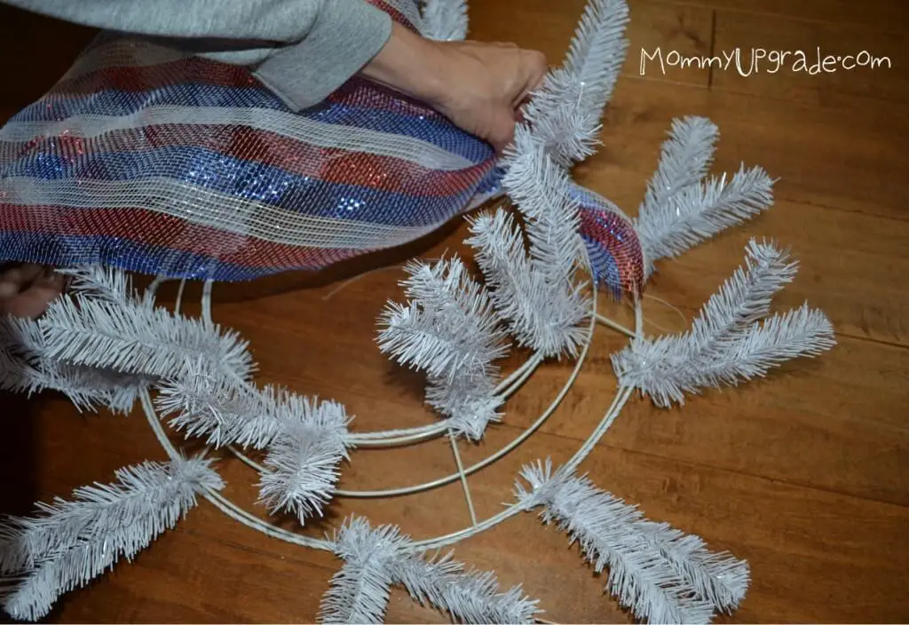 flagwreath3 decorative items