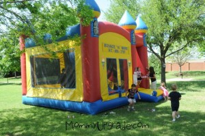 Princess and Knights party castle bounce house
