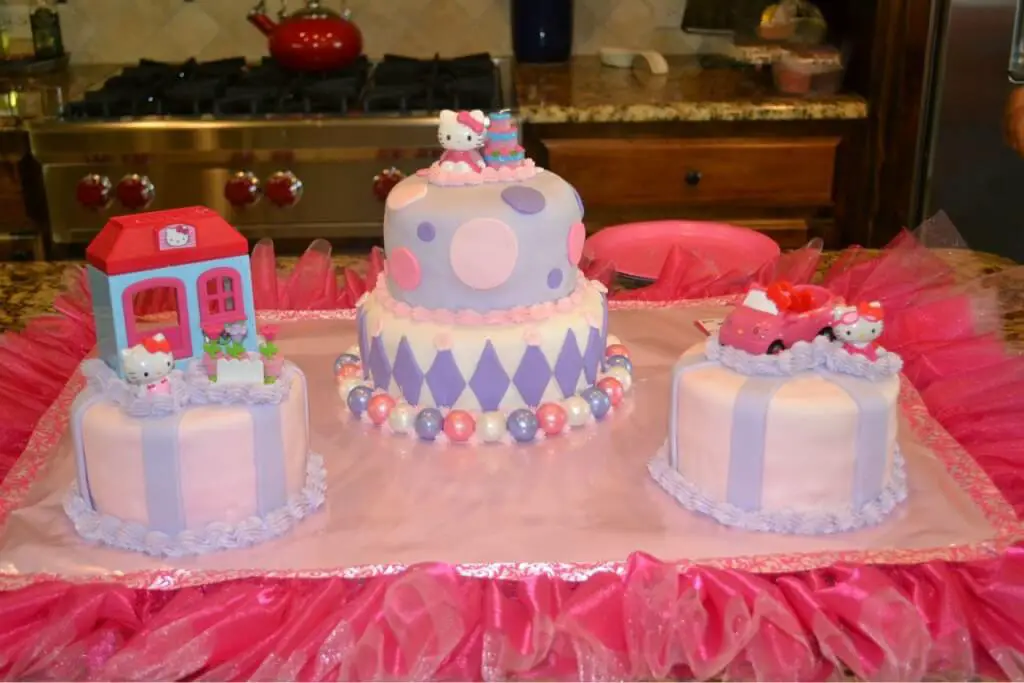 hello kitty birthday party 3 cakes
