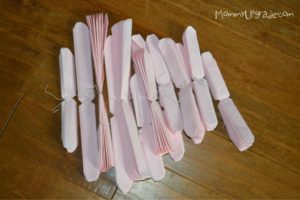 how to make tissue paper pom poms