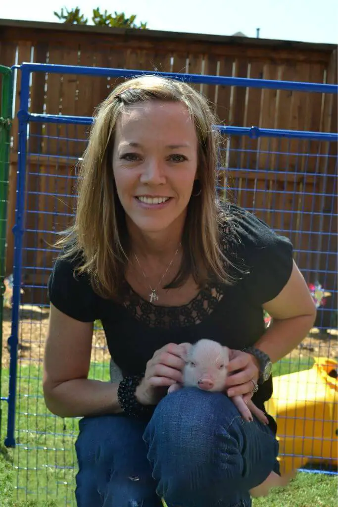 trista perot and piglet