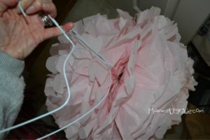 how to make tissue paper pom poms