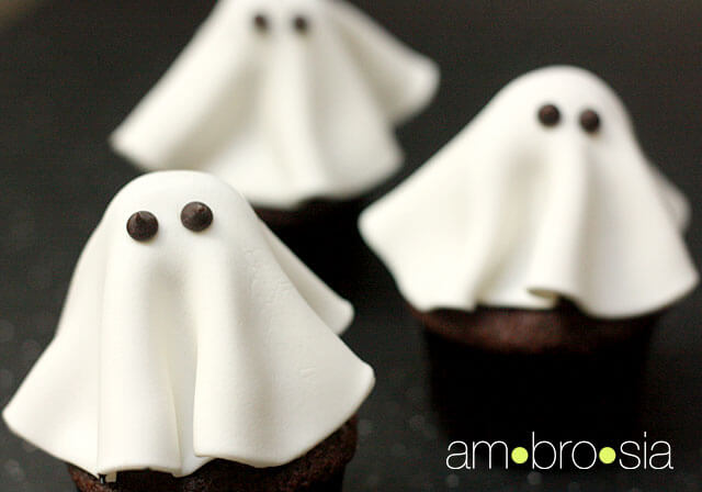 ghost cupcakes