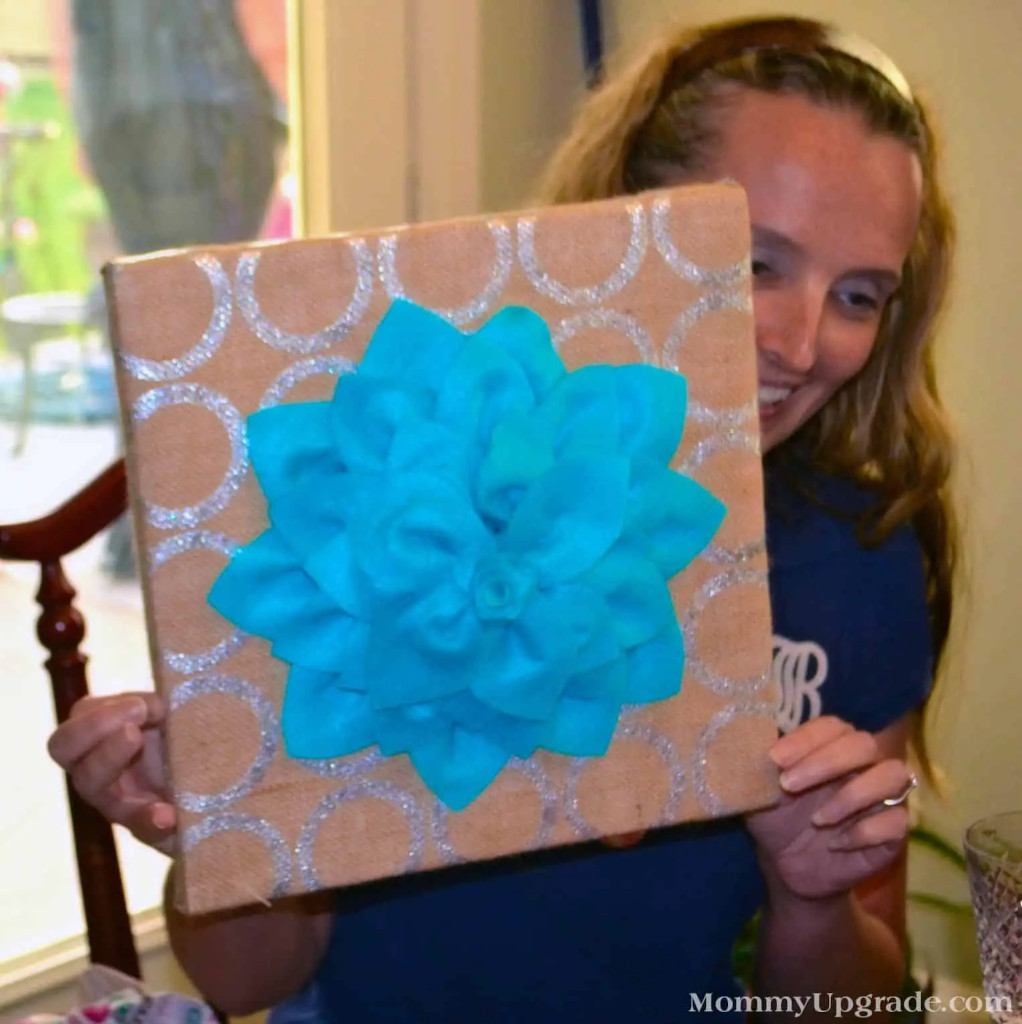 DIY felt flower wall art