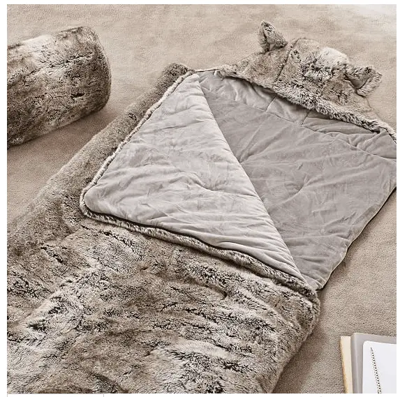 Furry sleeping bag Furry sleeping bag