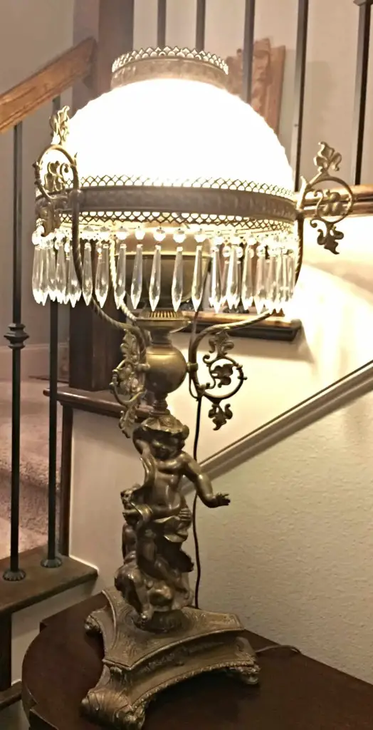 antique table lamp