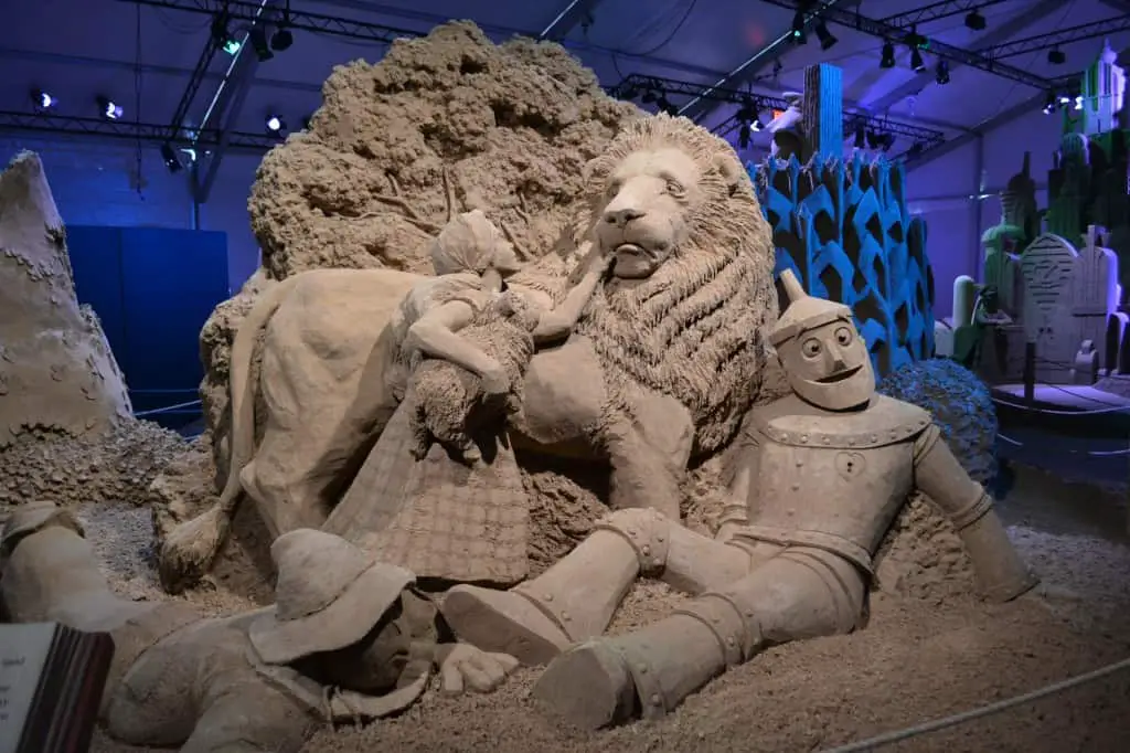 wizard of oz in sand