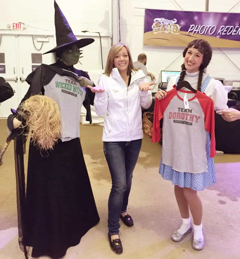 Dorothy and Wicked Witch Fantasy in Sand Dorothy and Wicked Witch Fantasy in Sand