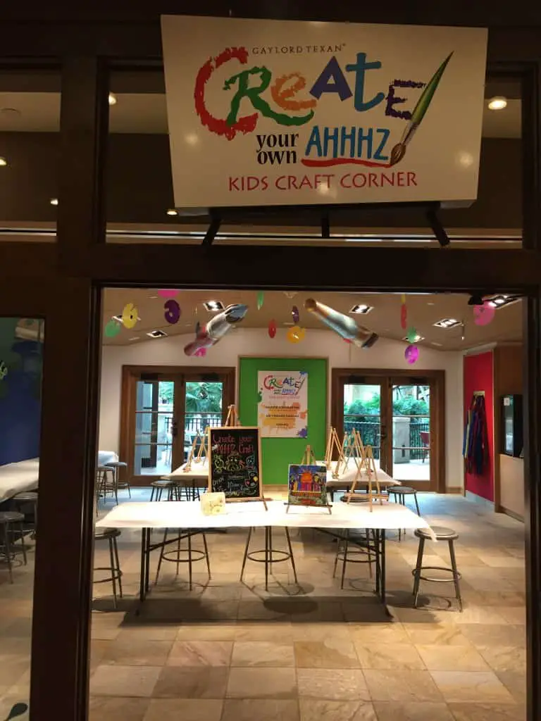 kids craft studio at Gaylord Texan