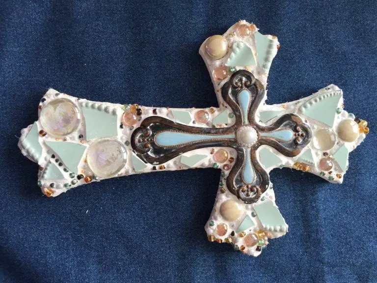 DIY mosaic cross