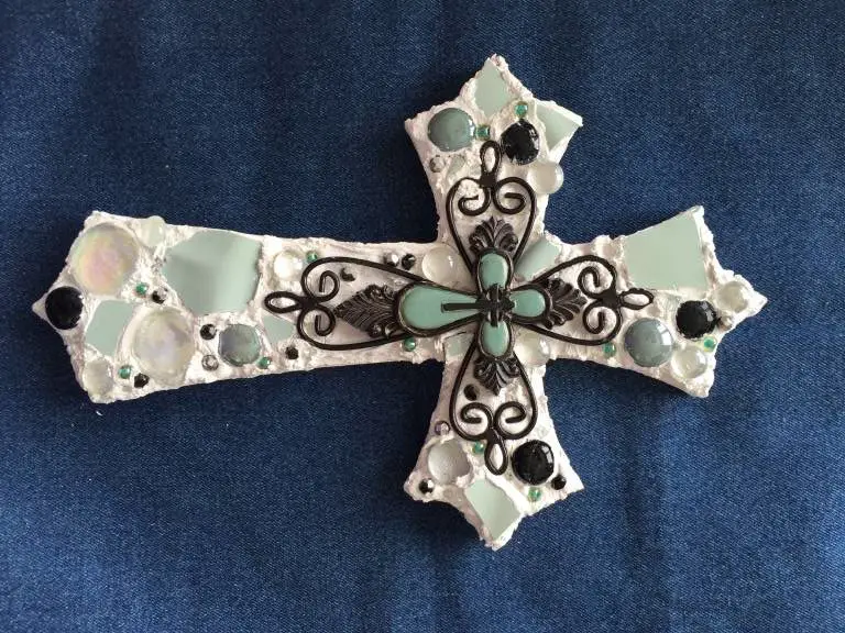 finished mosaic cross finished mosaic cross
