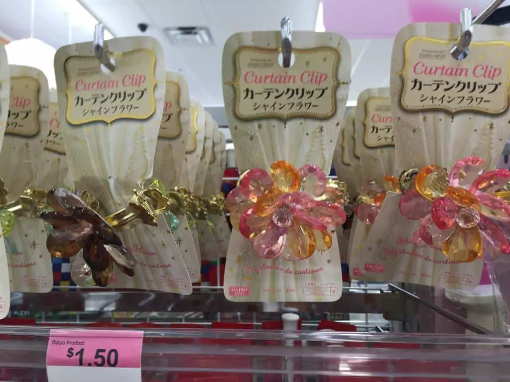 curtain clips from DAISO
