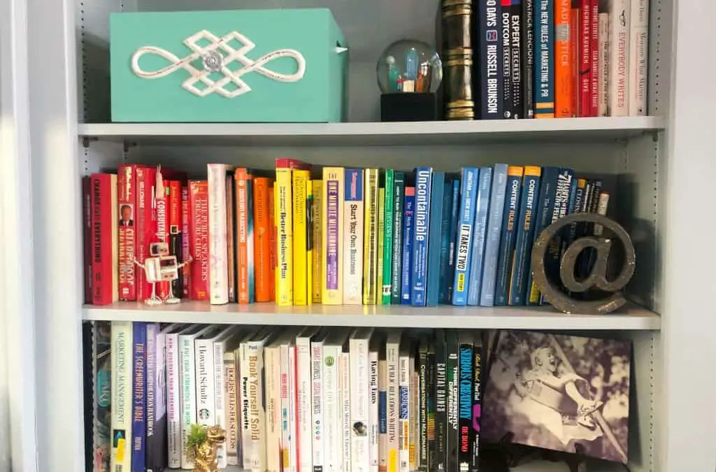 How to Create a Rainbow Bookshelf