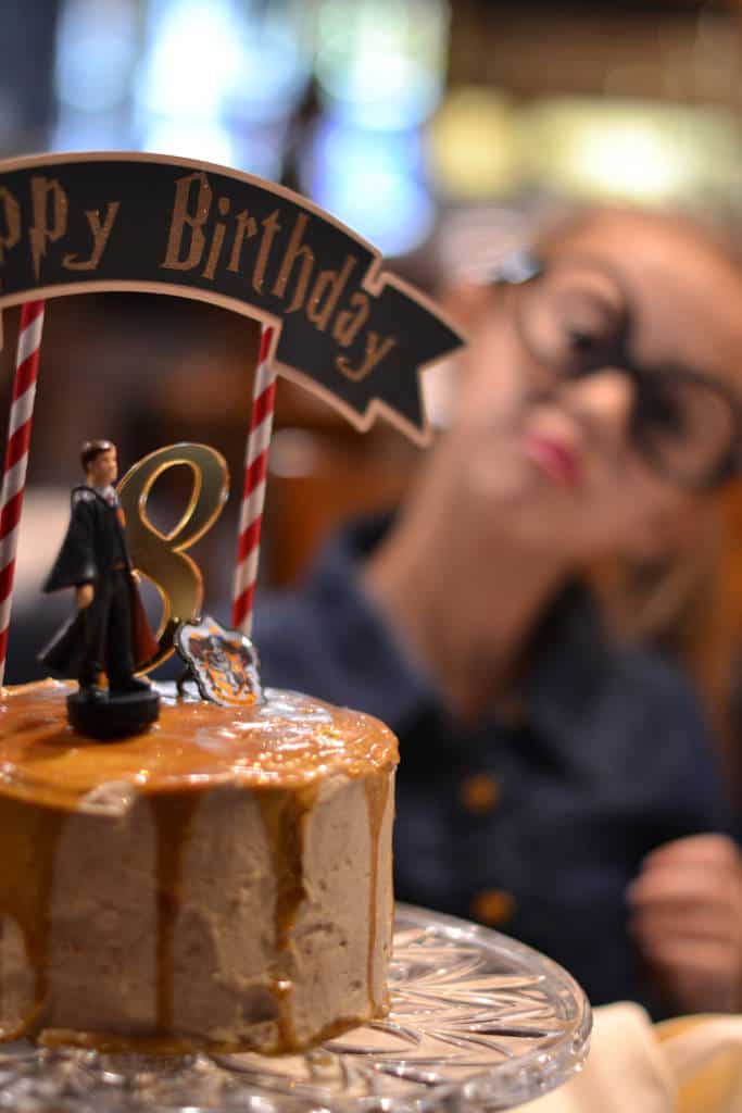 harry potter butterbeer cake