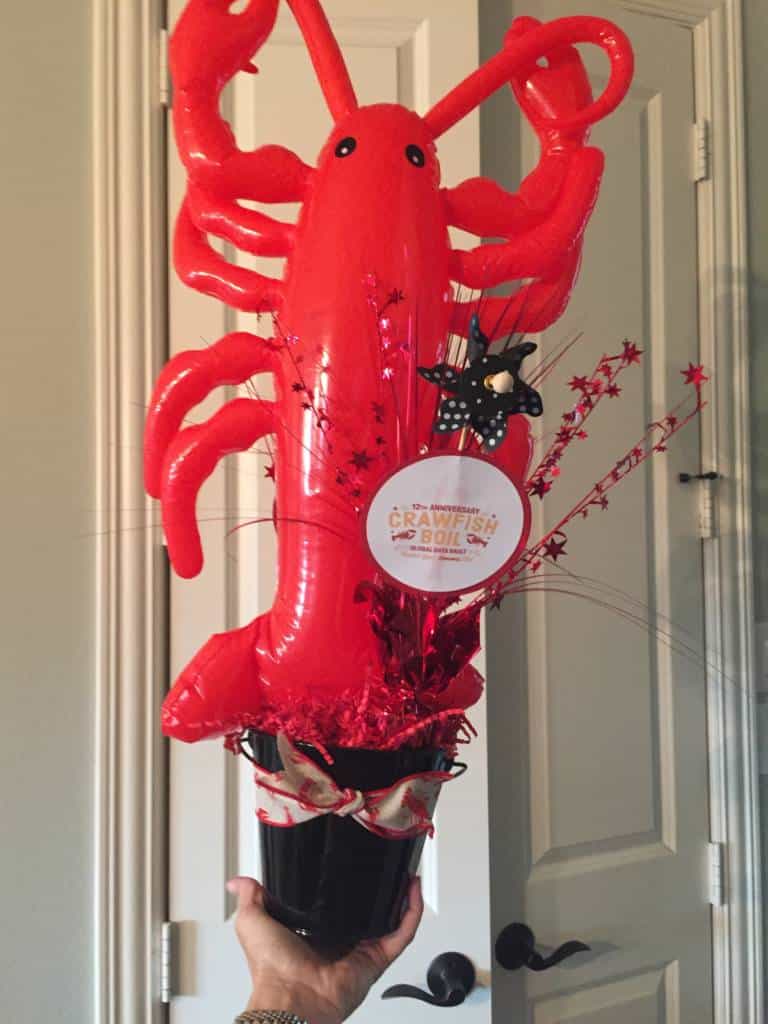 DIY crawfish centerpiece