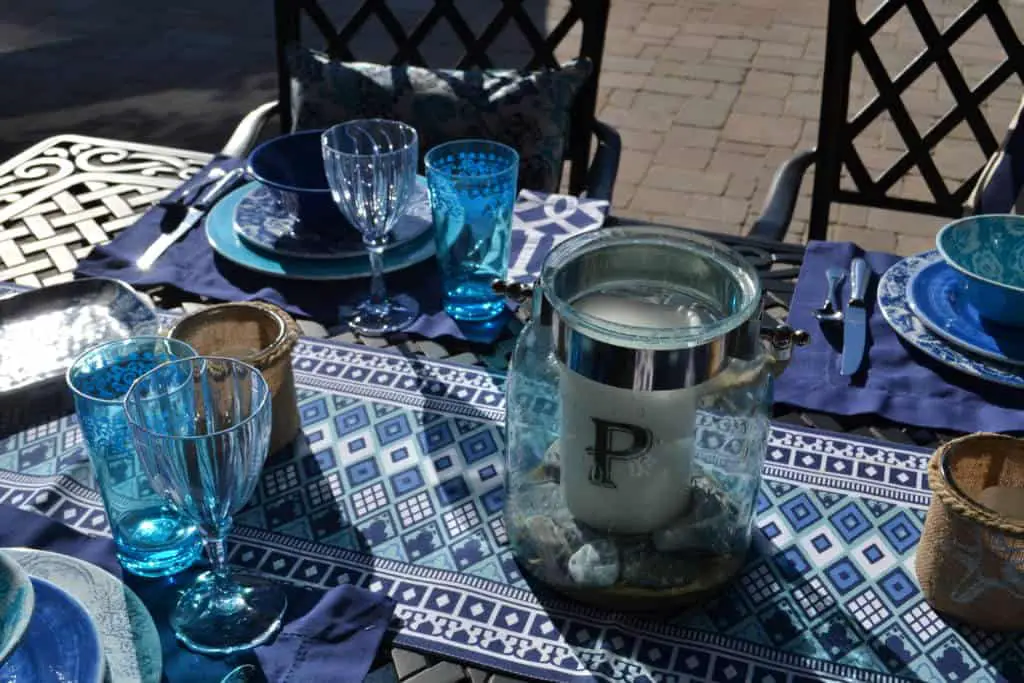 blue table setting