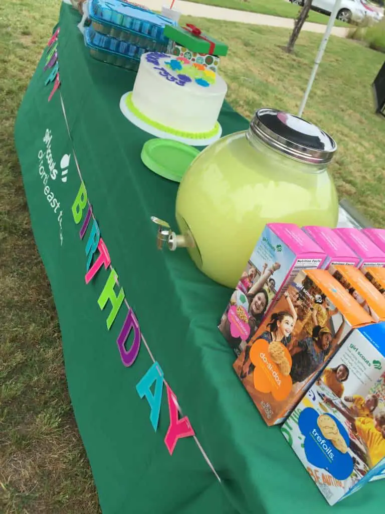 birthday kit donation party table