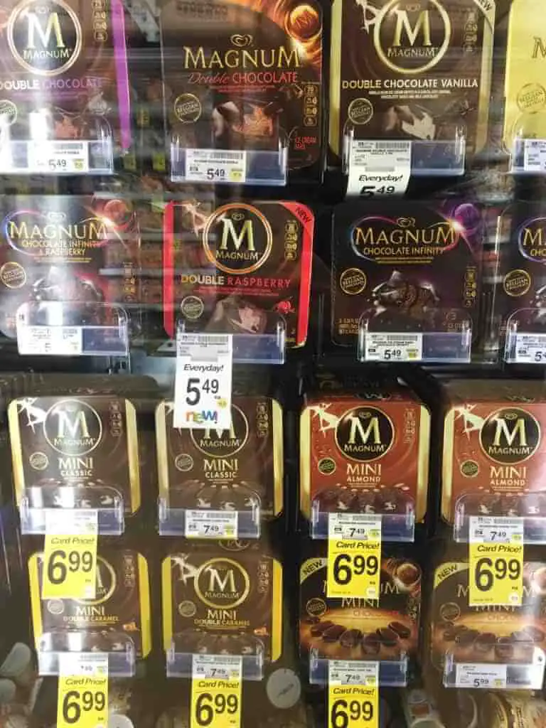 Magnum display Magnum display