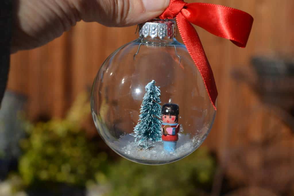 snow globe ornament