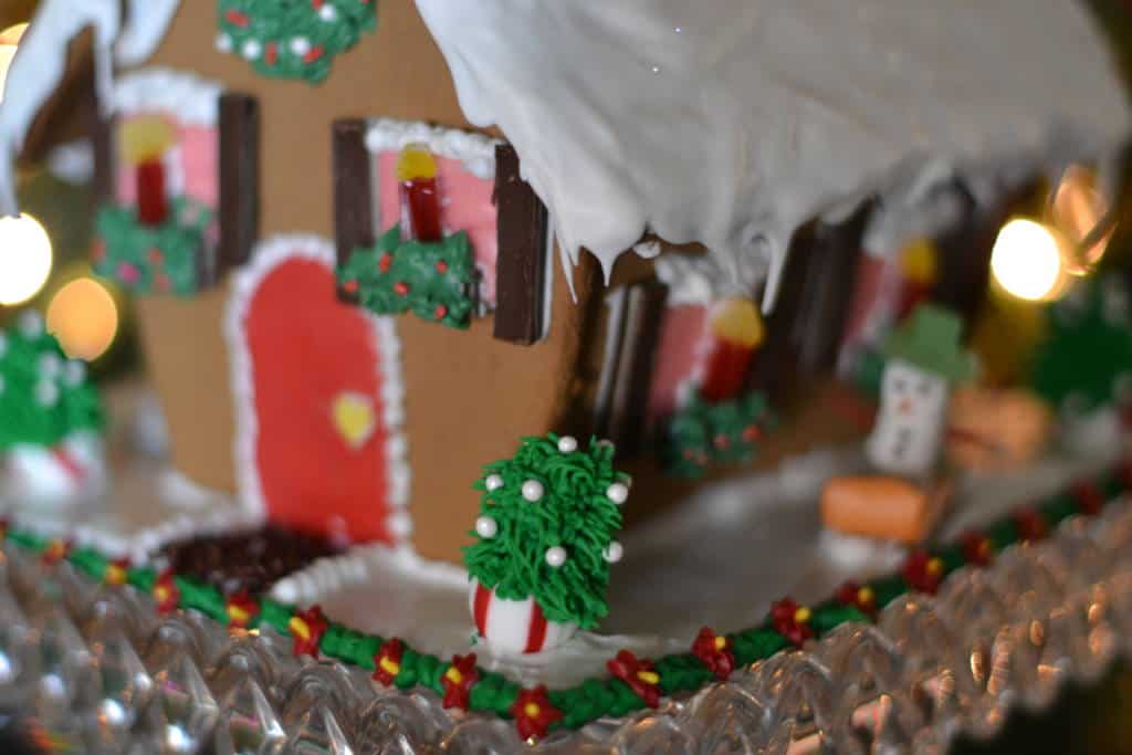 gingerbread topiary