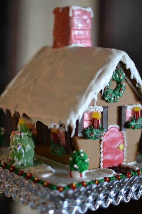 gingerbread farm house