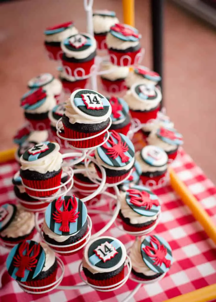 cupcake toppers from cherry bay bakes