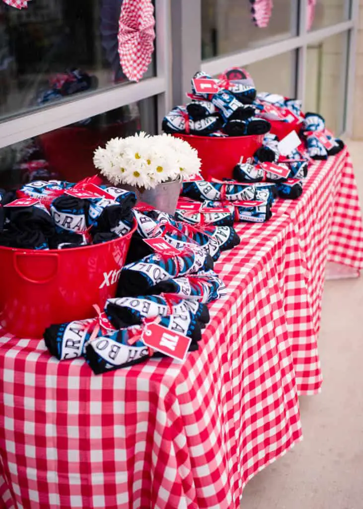 t-shirt table for crawfish boil