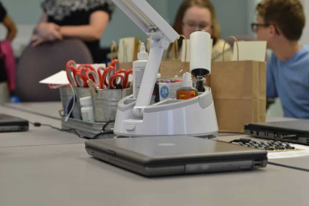 workshop table at makers on main