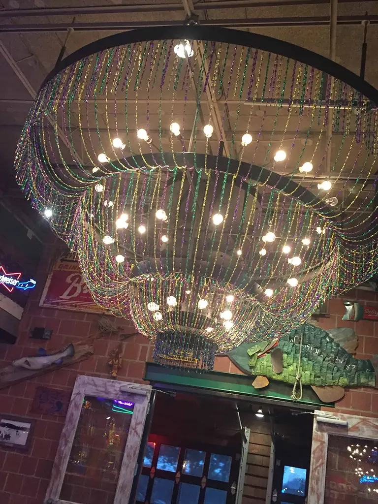 razzoos chandelier