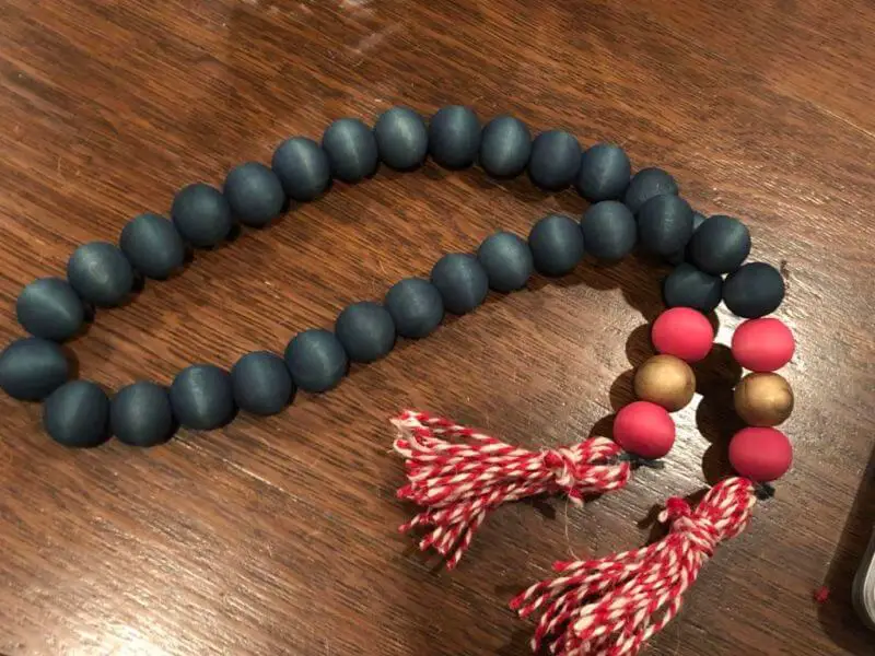 how to make wooden bead garland