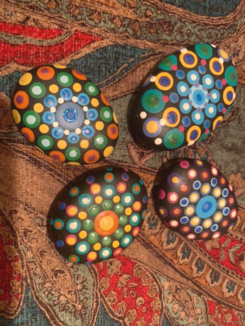 painted-stones manadala painted rocks