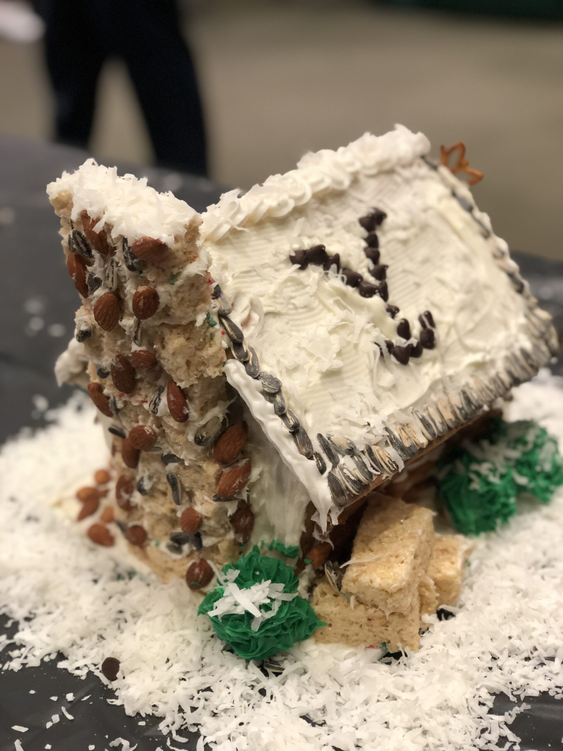 Yellowstone gingerbread house side view Gingerbread contest winner