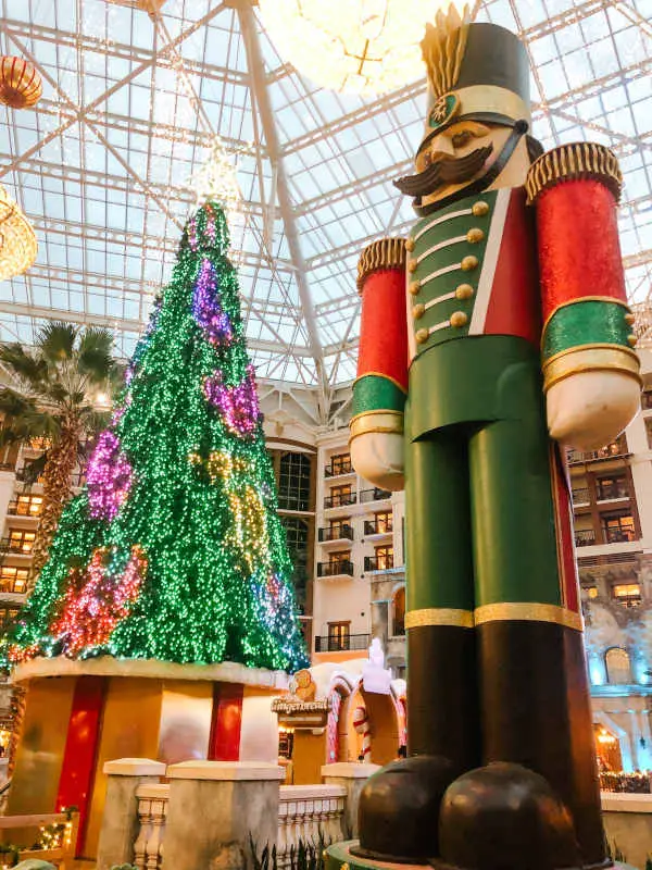 gaylord-nutcracker Nutcracker at the Gaylord Texan Resort