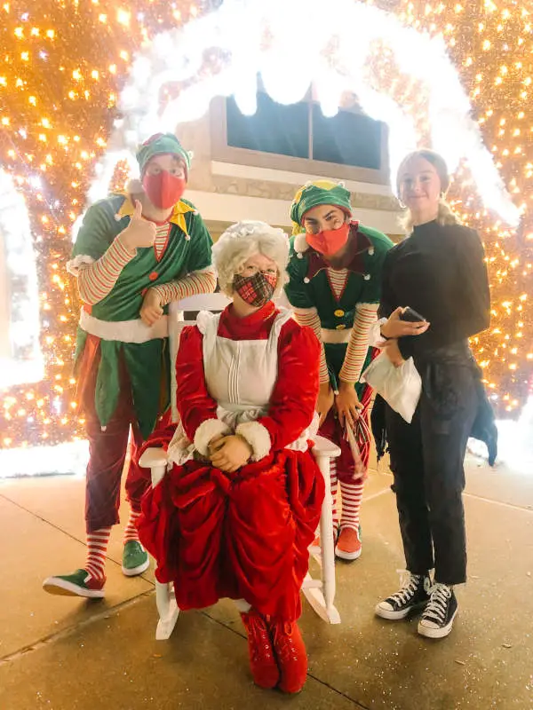 gaylord-save-christmas Mrs Claus and elves