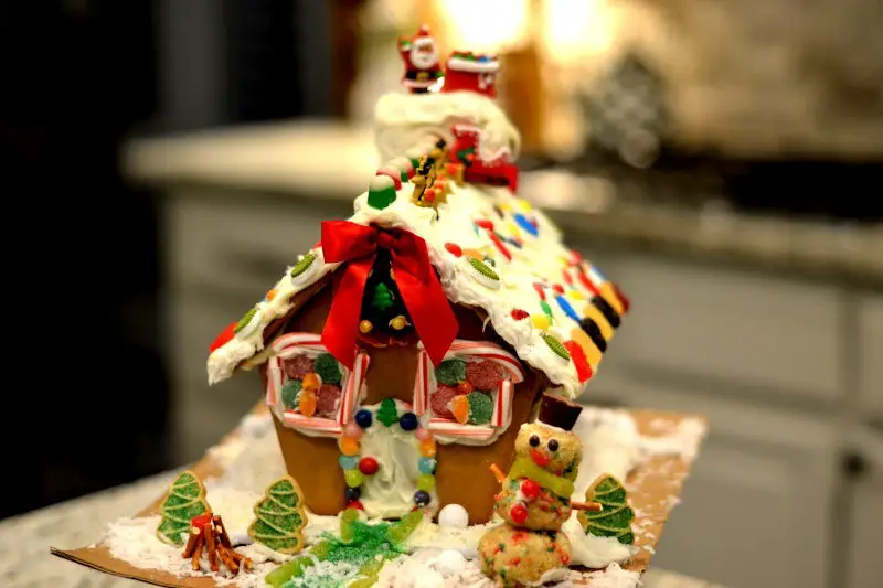 Reliant Energy Gingerbread House Decorating Content Hits Close to Home